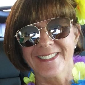 Meet your Posher, Cindy